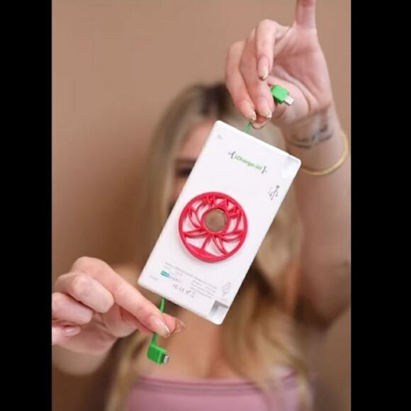 Power Bank With Gecko Charm iPhone Android Cell Phone - Picture 14 of 17